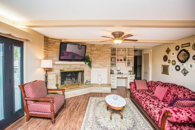 1208 Dallas Street, Plainview, TX 79072