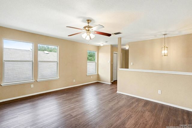 9302 Longmire, San Antonio, TX 78245