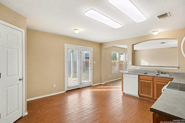 9302 Longmire, San Antonio, TX 78245