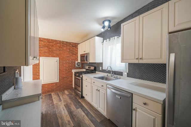 2303 PINNEBERG AVE, Rockville, MD 20851