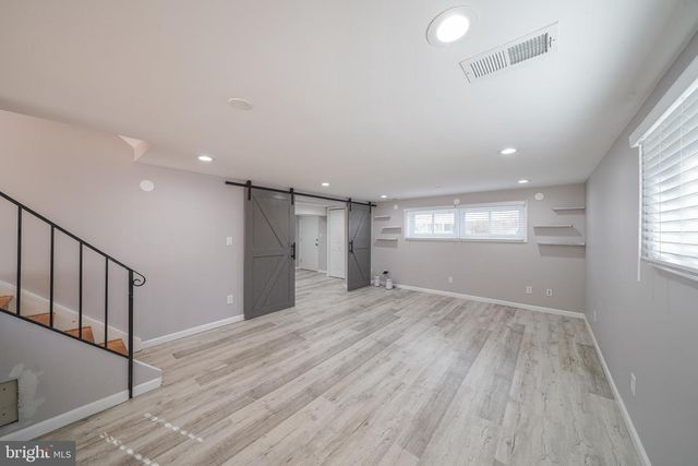 2303 PINNEBERG AVE, Rockville, MD 20851