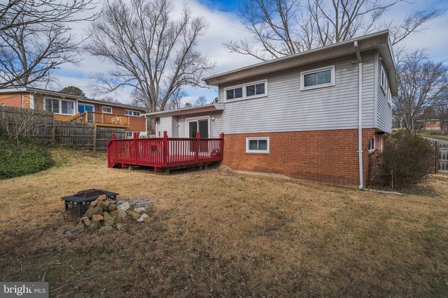 2303 PINNEBERG AVE, Rockville, MD 20851