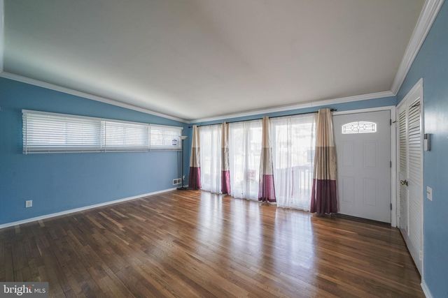 2303 PINNEBERG AVE, Rockville, MD 20851