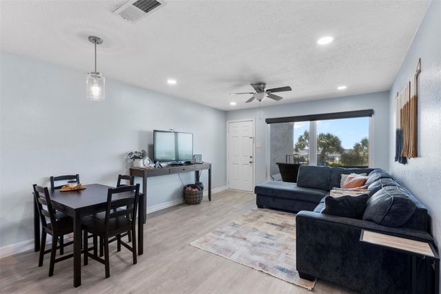7600 Seawall Boulevard 109, Galveston, TX 77551