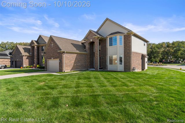 49586 Manistee Drive, Chesterfield Township, MI 48047
