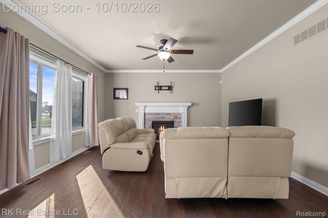 49586 Manistee Drive, Chesterfield Township, MI 48047
