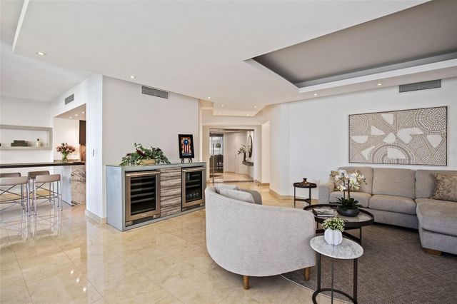 5 AVE MUNOZ RIVERA 404, San Juan, PR 00901