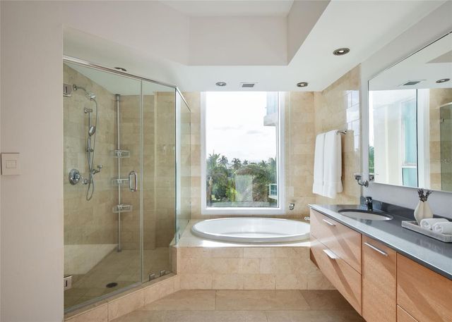 5 AVE MUNOZ RIVERA 404, San Juan, PR 00901