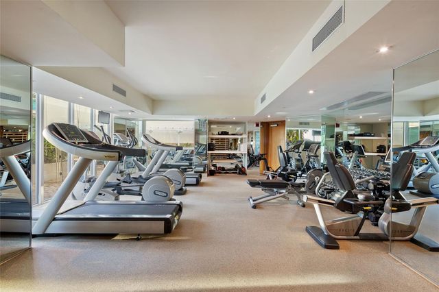 5 AVE MUNOZ RIVERA 404, San Juan, PR 00901