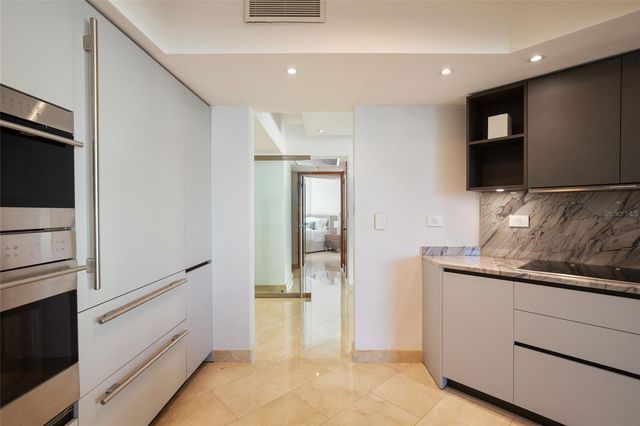 5 AVE MUNOZ RIVERA 404, San Juan, PR 00901