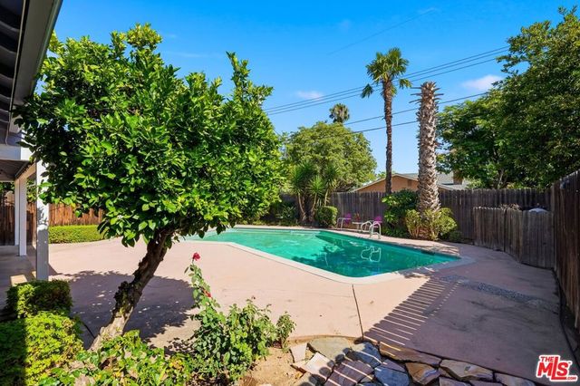 14718 Hart Street, Van Nuys, CA 91405