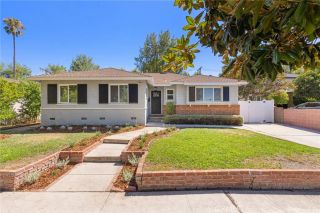 19438 Calvert Street, Tarzana, CA 91335