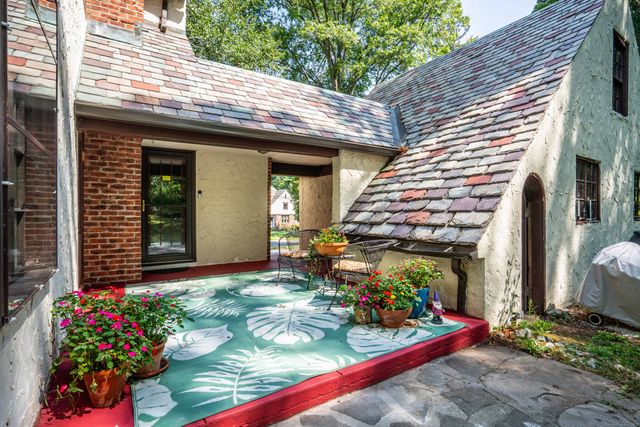 86 Brookside Road, New Britain, CT 06052