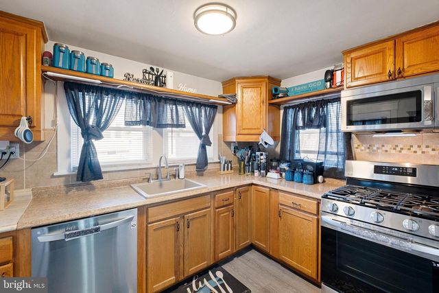 2901 ARLINGTON AVE, Brookhaven, PA 19015