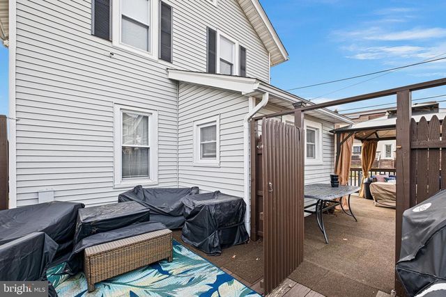 2901 ARLINGTON AVE, Brookhaven, PA 19015