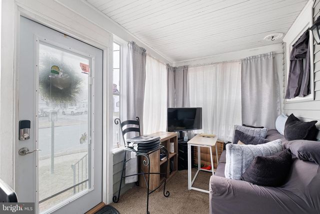 2901 ARLINGTON AVE, Brookhaven, PA 19015