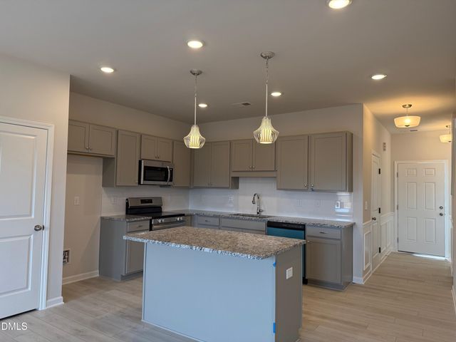 54 Floating Bridge Trail, Lillington, NC 27546