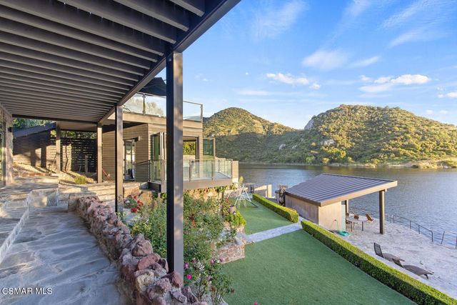 844 Lake Sherwood Drive, Lake Sherwood, CA 91361