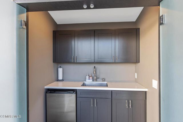 844 Lake Sherwood Drive, Lake Sherwood, CA 91361