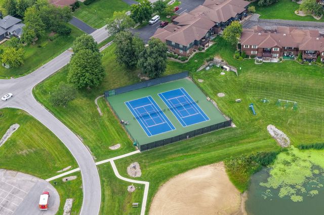 3869 Kingsway Drive, Crown Point, IN 46307