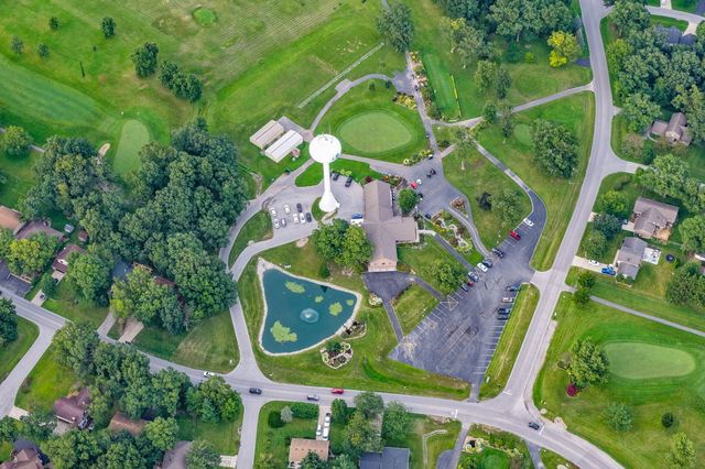3869 Kingsway Drive, Crown Point, IN 46307