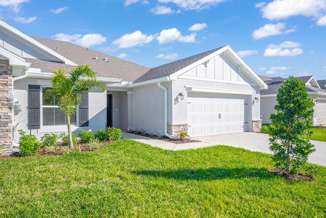 8652 Giovanni Avenue, Fort Pierce, FL 34951