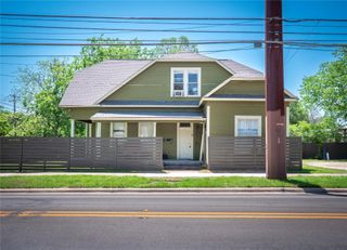 209 E 38th ST A, B & C, Austin, TX 78705