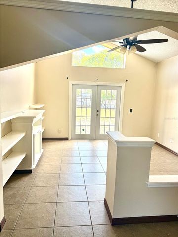 8860 LAMBERT LANE, Orlando, FL 32825