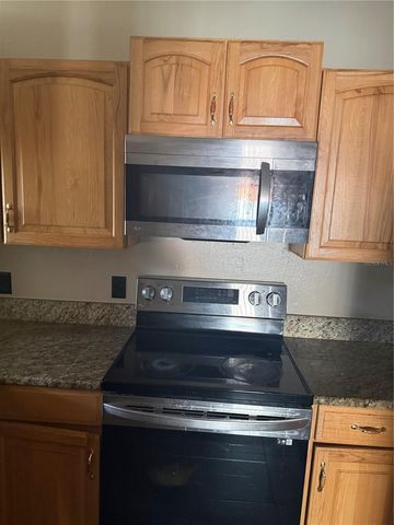 8860 LAMBERT LANE, Orlando, FL 32825