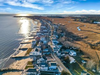 176 Shore Road, Clinton, CT 06413