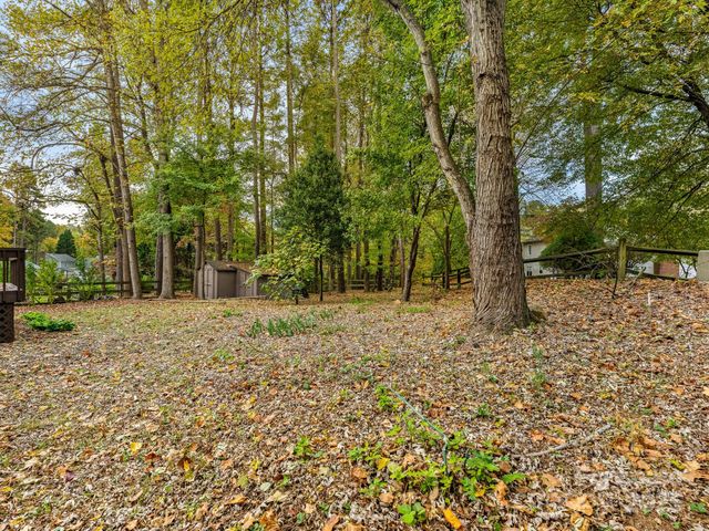 9701 Kent Village Drive, Charlotte, NC 28269