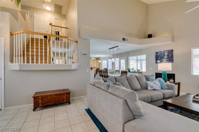 2072 Smoketree Village Circle, Henderson, NV 89012