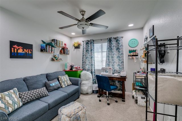 2072 Smoketree Village Circle, Henderson, NV 89012