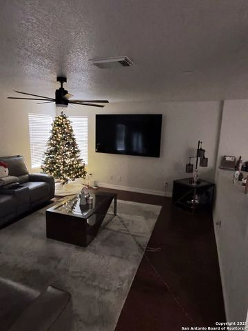 1418 Sunbend, San Antonio, TX 78224