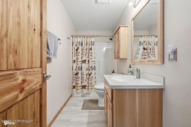 1780 S Henry Aaron Drive, Wasilla, AK 99623