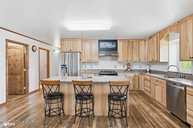1780 S Henry Aaron Drive, Wasilla, AK 99623