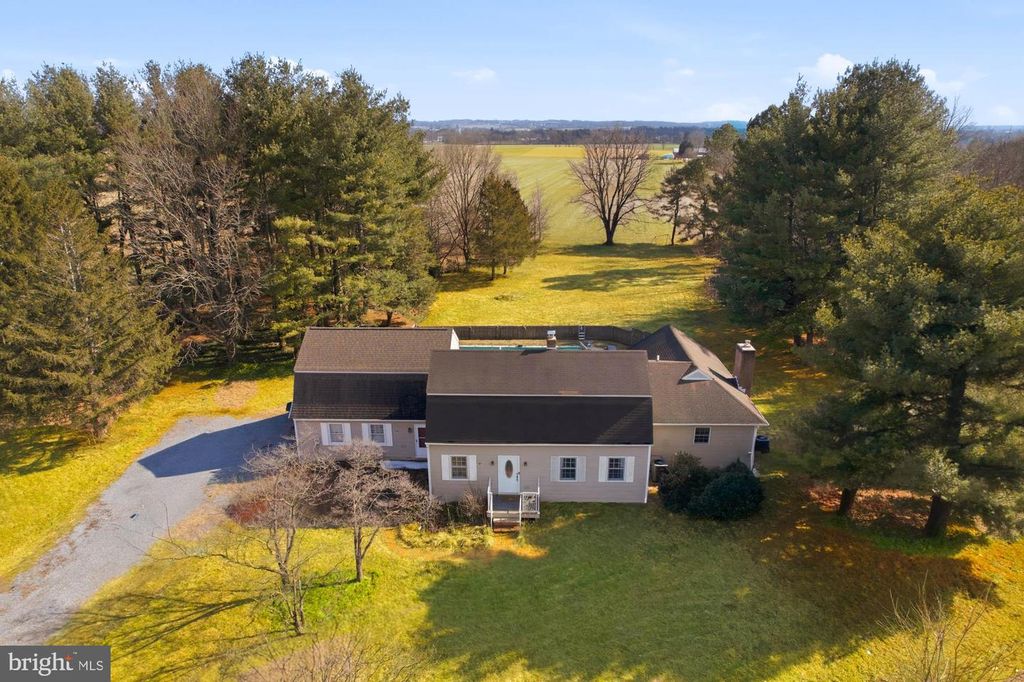 9543 DUBLIN RD, Walkersville, MD 21793