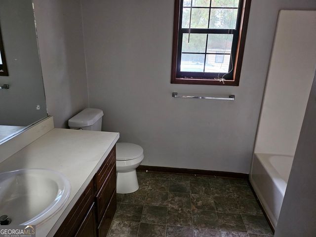 2835 Springdale Road B, Snellville, GA 30039