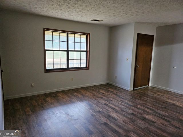 2835 Springdale Road B, Snellville, GA 30039