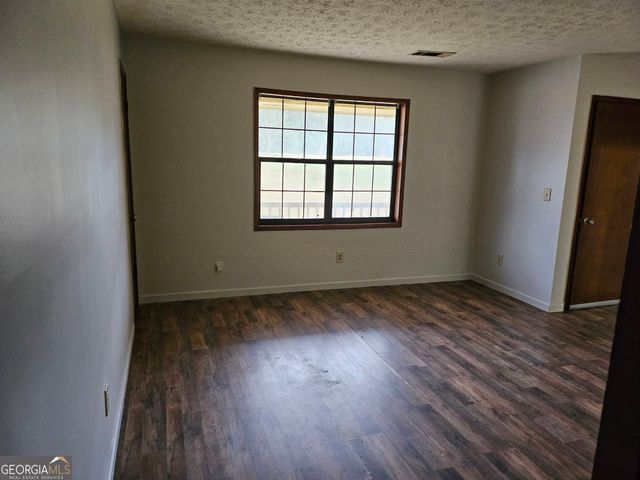 2835 Springdale Road B, Snellville, GA 30039