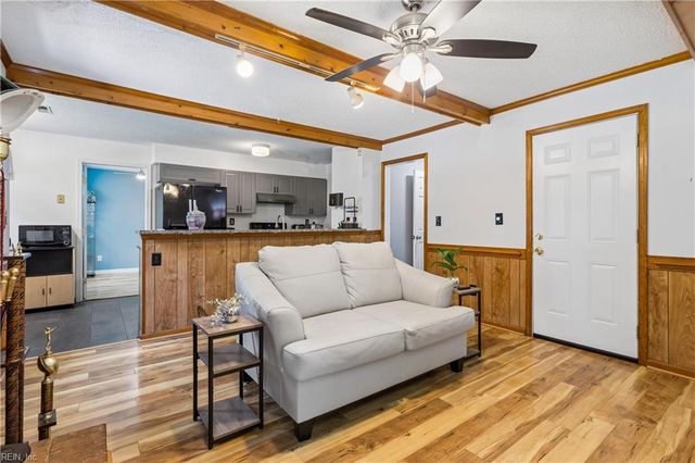 1912 Marylebone CT, Virginia Beach, VA 23454