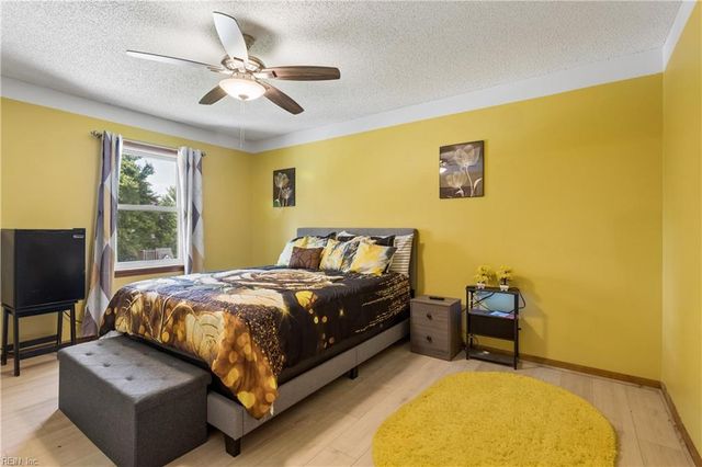 1912 Marylebone CT, Virginia Beach, VA 23454