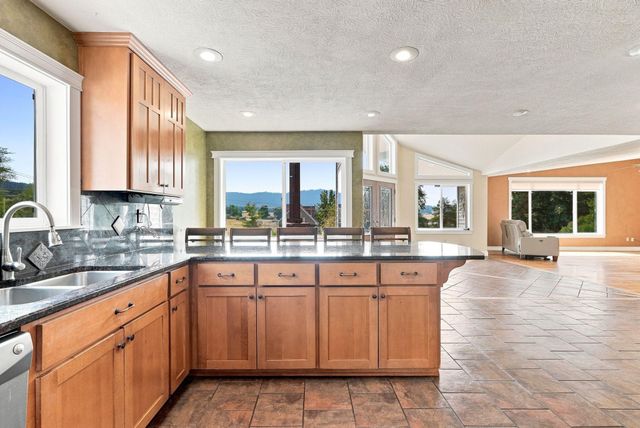 5603 E 27th Ave, Spokane, WA 99223