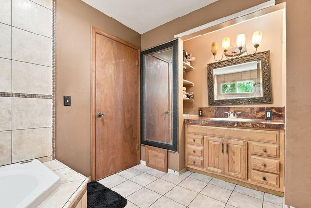 5603 E 27th Ave, Spokane, WA 99223