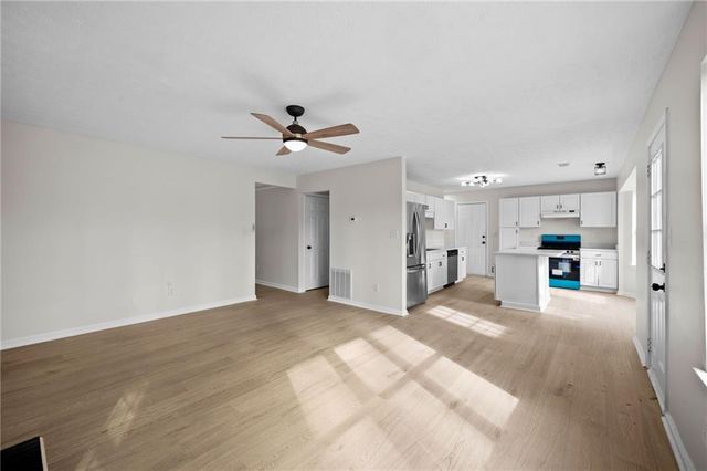 180 Preston Oaks Drive, Alpharetta, GA 30022