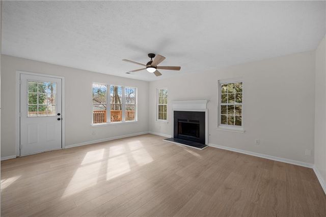 180 Preston Oaks Drive, Alpharetta, GA 30022