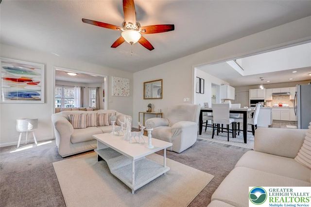 235 Jackie Court, Price Twp, PA 18302