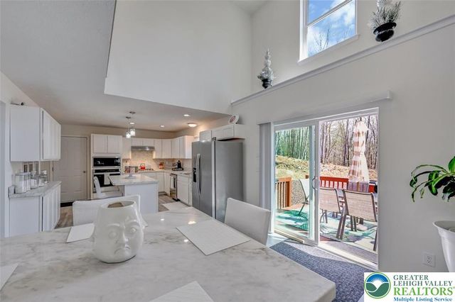 235 Jackie Court, Price Twp, PA 18302