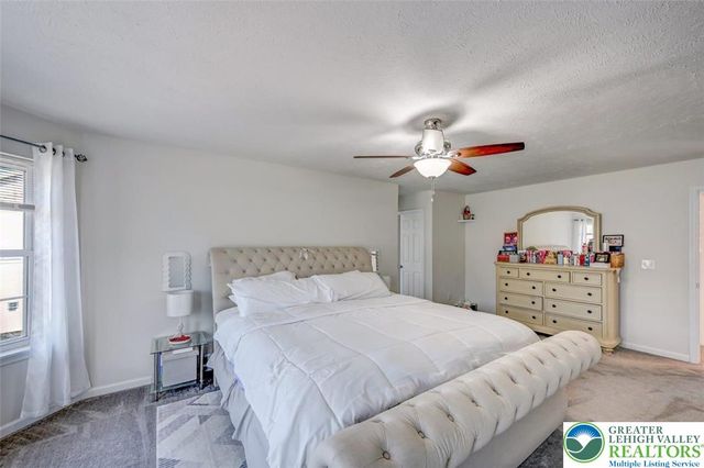 235 Jackie Court, Price Twp, PA 18302