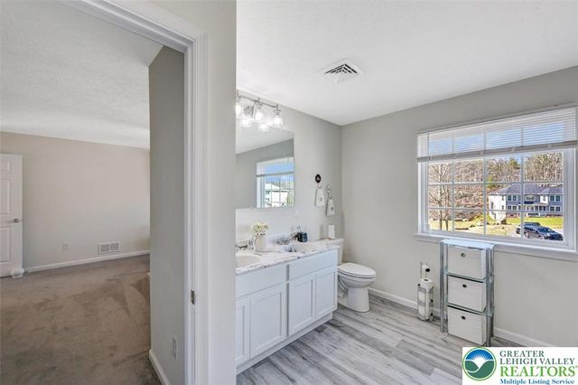 235 Jackie Court, Price Twp, PA 18302